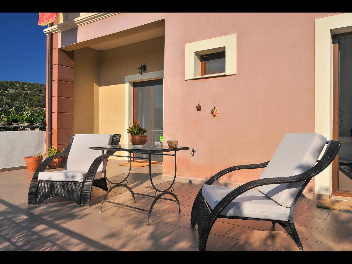 Athanasia'S Apartments Prínos Dış mekan fotoğraf